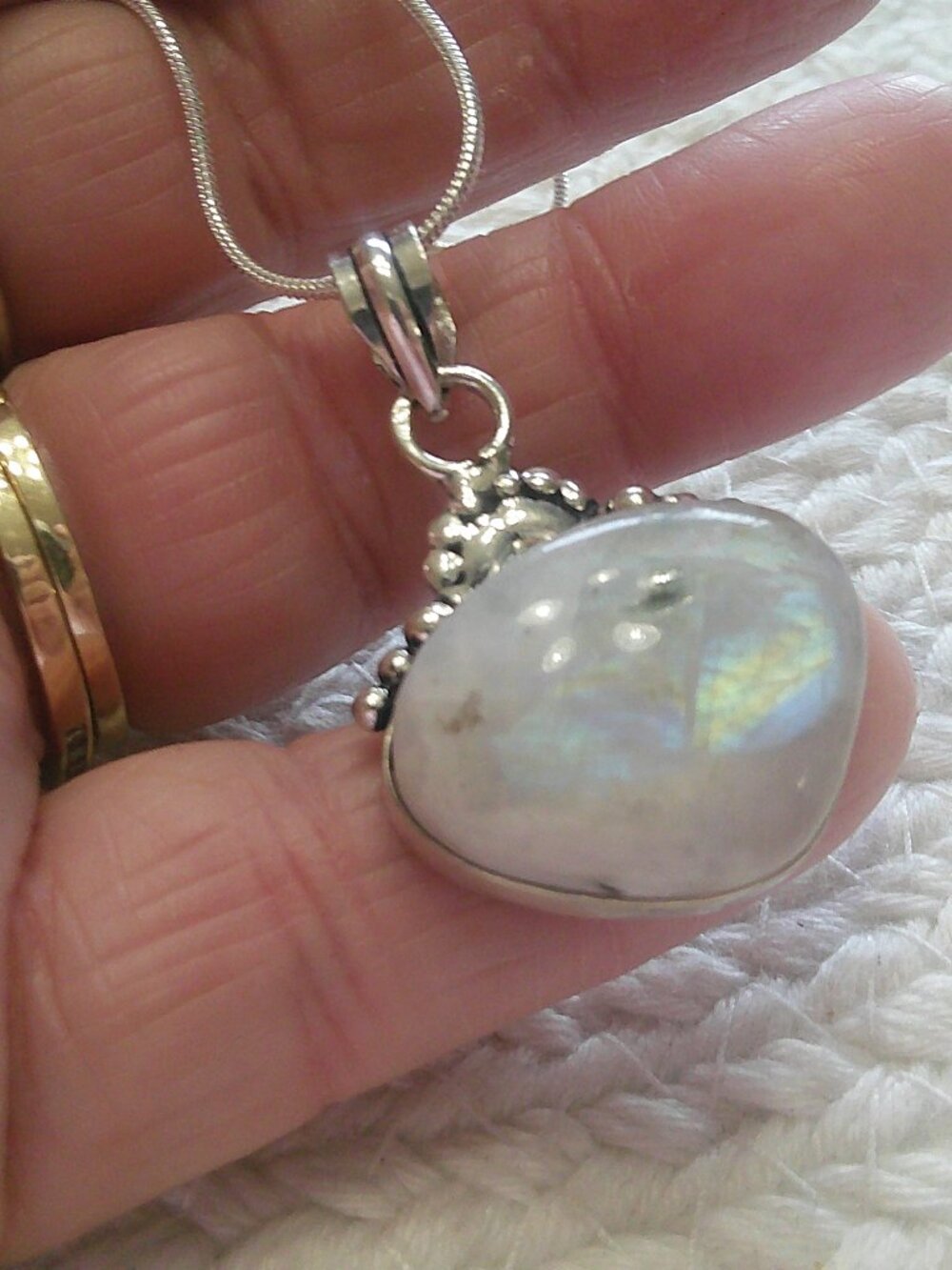 Gorgeous RAINBOW MOONSTONE Handmade Sterling 925 Pendant/Chain #221F